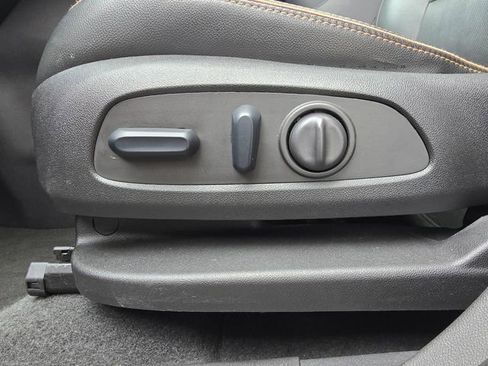 Used 2024 GMC Terrain AT4 w/ Infotainment Package II AWD/4WD image 7