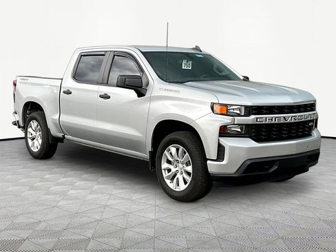 Used 2022 Chevrolet Silverado 1500 Custom AWD/4WD image 3