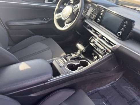 Used 2023 Kia K5 LXS image 19