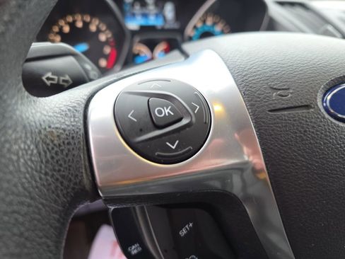 Used 2016 Ford Escape SE image 32