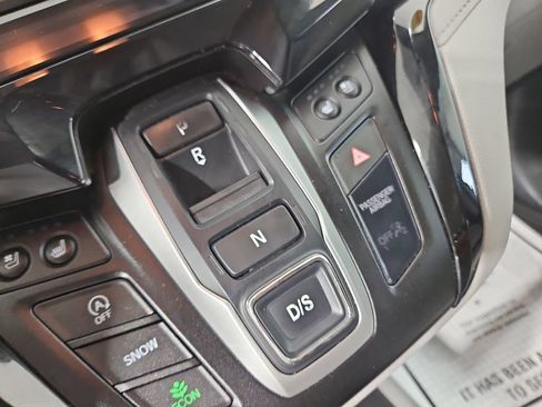 Used 2018 Honda Odyssey Elite image 24