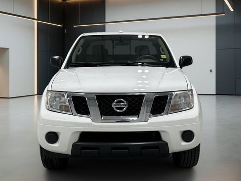 Used 2017 Nissan Frontier SV RWD image 9