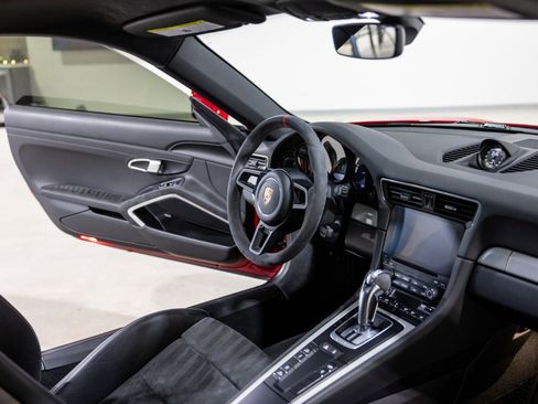 Used 2018 Porsche 911 GT3 w/ Sport Chrono Package image 33