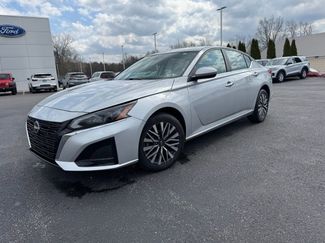 Used 2023 Nissan Altima 2.5 SV video 1