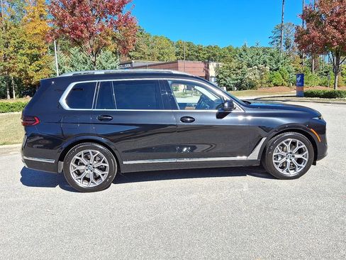 Used 2023 BMW X7 xDrive40i w/ Premium Package image 7