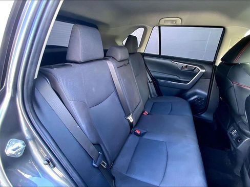 Used 2023 Toyota RAV4 LE image 27