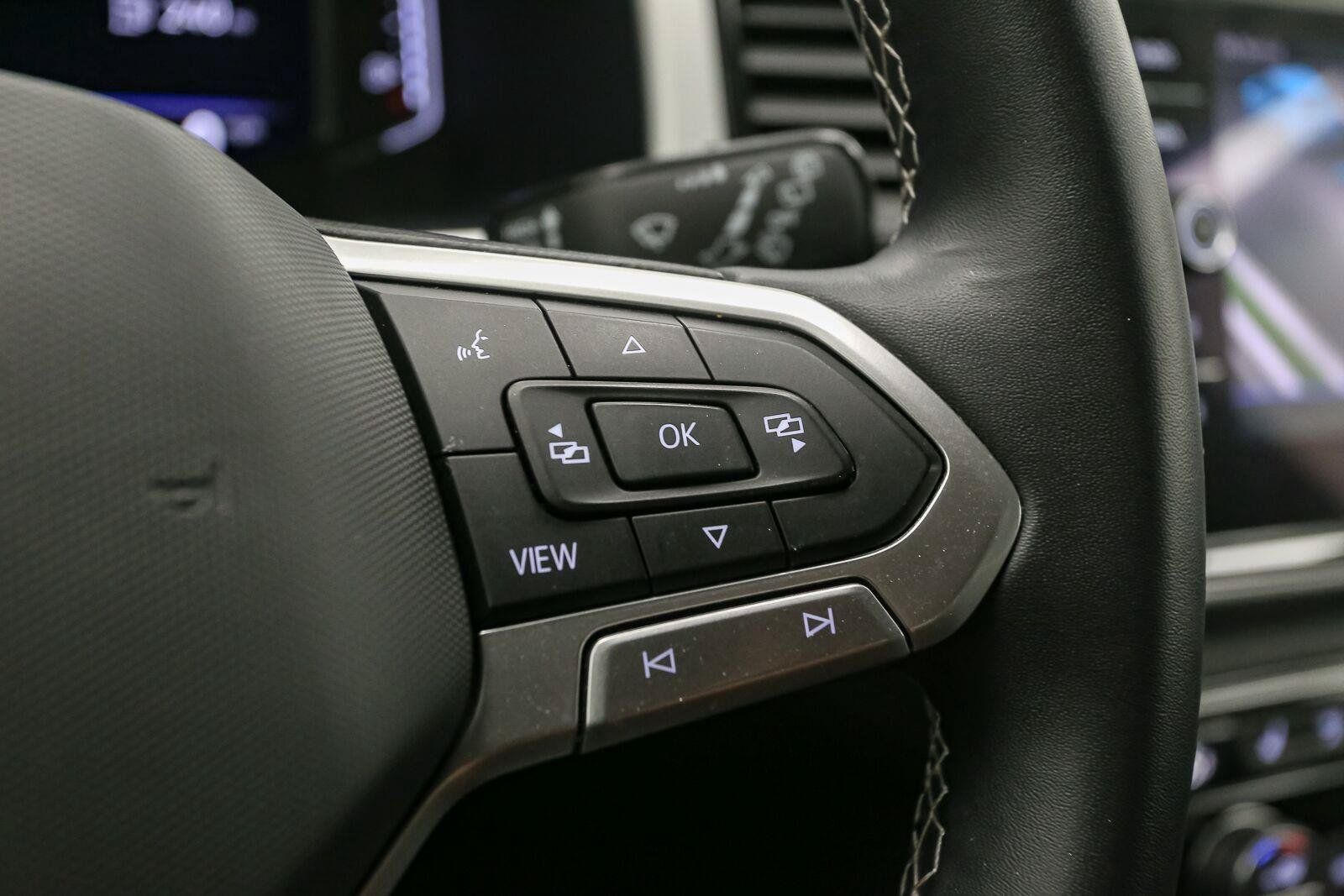 Certified 2022 Volkswagen Atlas SE AWD/4WD image 39