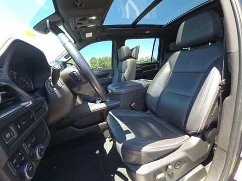 Used 2021 Chevrolet Suburban RST w/ Rear Media and Nav Package AWD/4WD image 29