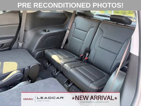 Used 2023 GMC Acadia AT4 w/ Technology Package AWD/4WD image 21