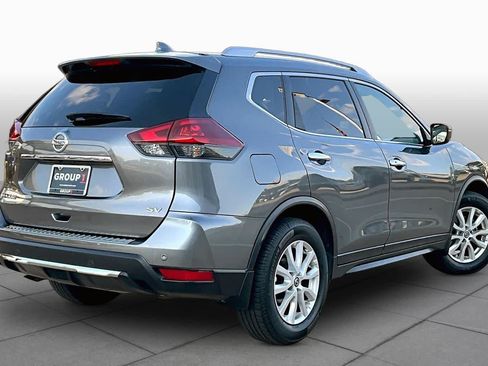 Used 2019 Nissan Rogue SV FWD image 12
