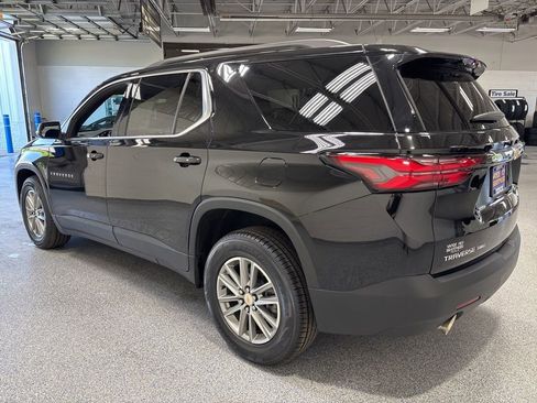 Used 2023 Chevrolet Traverse LT AWD/4WD image 5