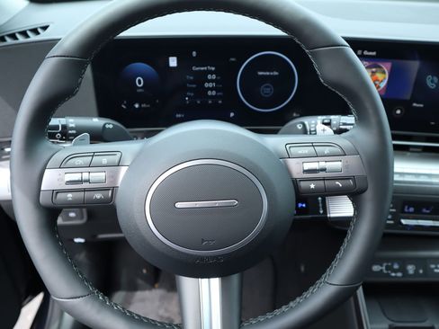 New 2026 Hyundai Kona Limited FWD image 3