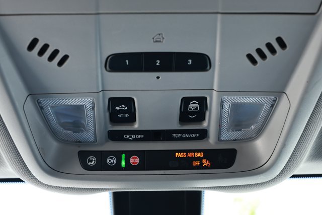 Used 2022 GMC Terrain SLT w/ Infotainment Package II FWD image 21
