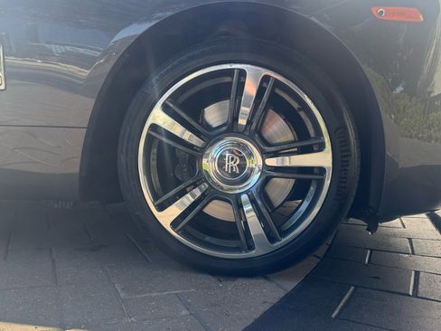 Used 2016 Rolls-Royce Wraith image 6