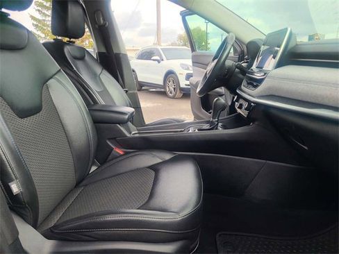 Used 2022 Jeep Compass Latitude w/ Convenience Group image 18