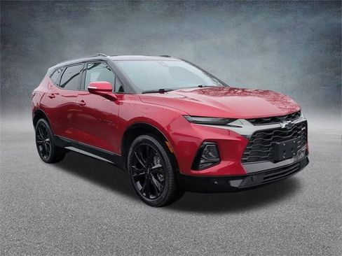 Certified 2022 Chevrolet Blazer RS w/ Enhanced Convenience Package image 3