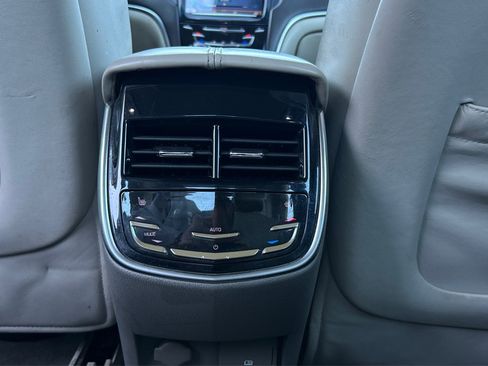 Used 2014 Cadillac XTS Platinum image 44