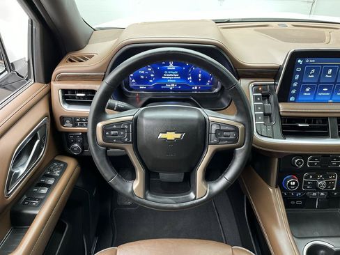 Certified 2023 Chevrolet Tahoe High Country w/ Premium Package AWD/4WD image 17