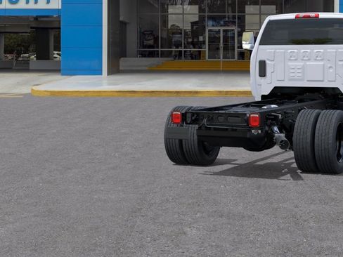 New 2025 Ford F150 LT image 11