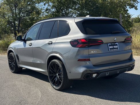 New 2026 BMW X5 sDrive40i w/ M Sport Package image 11