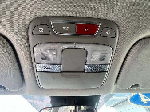 Used 2024 Kia Telluride LX image 37