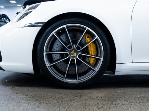 Used 2020 Porsche 911 Carrera S image 7