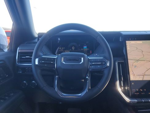 New 2026 GMC Yukon Denali w/ Sun & Power Step Package image 15