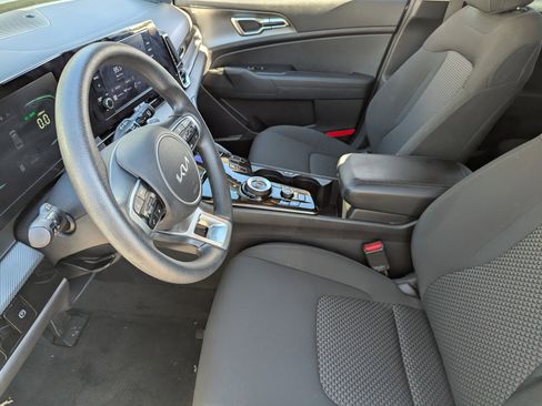 Certified 2023 Kia Sportage LX image 20