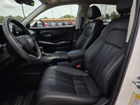 Used 2024 Honda HR-V EX-L image 14
