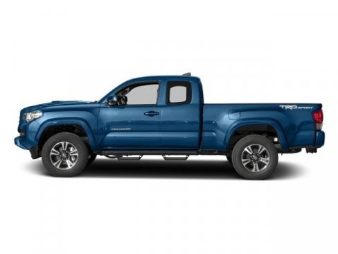 Used 2016 Toyota Tacoma image 3