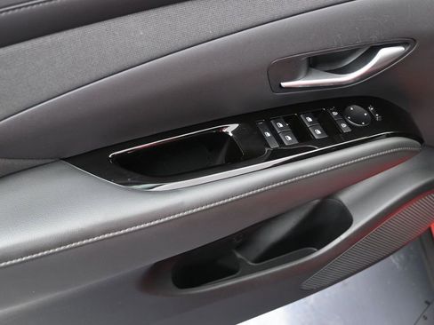 Used 2025 Hyundai Santa Cruz XRT image 11