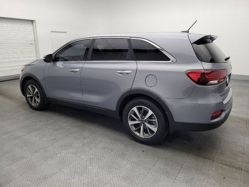 Used 2020 Kia Sorento LX image 3