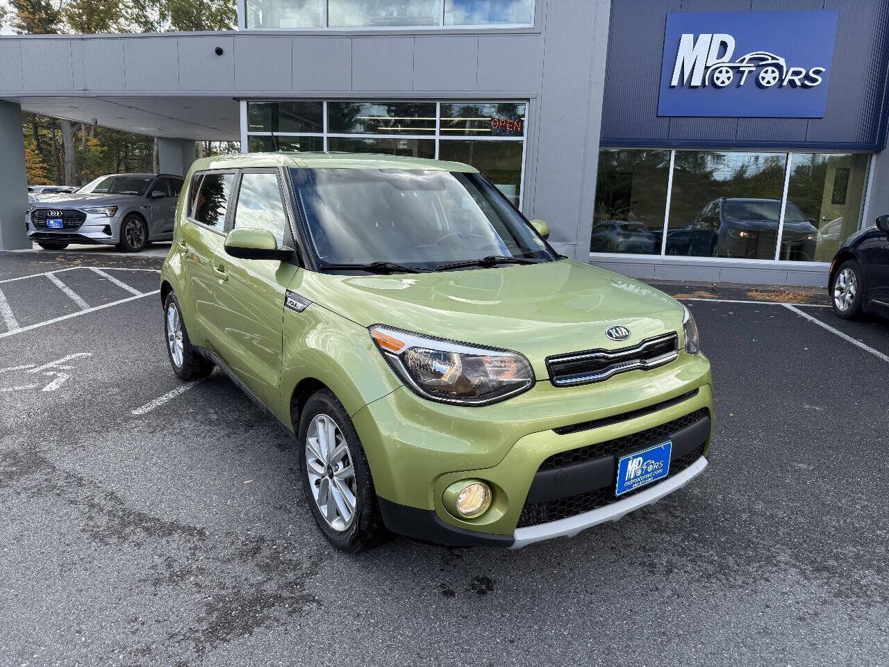 Used 2019 Kia Soul + FWD image 7