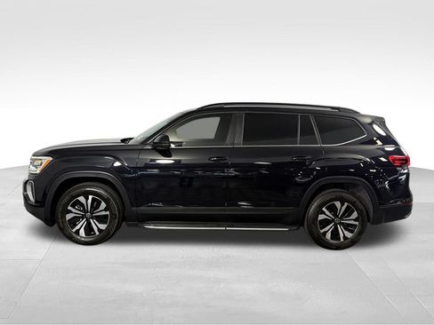 Used 2025 Volkswagen Atlas SE FWD image 10