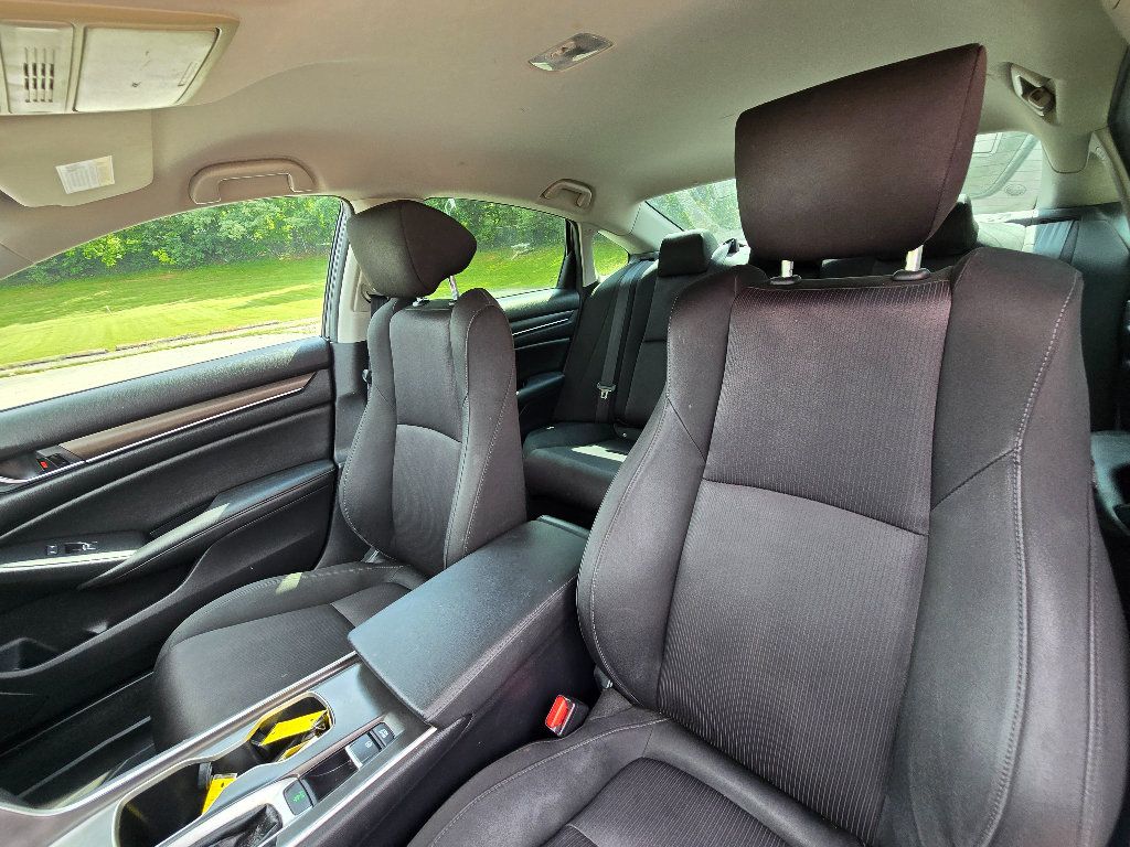 Used 2019 Honda Accord LX image 12