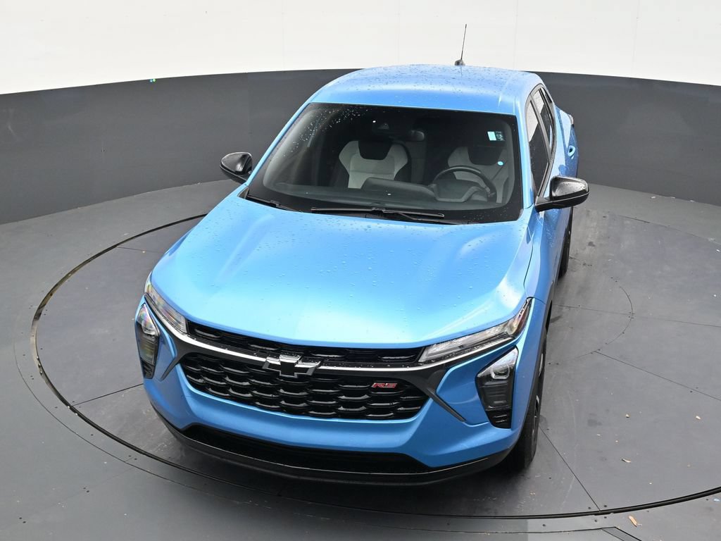 Used 2025 Chevrolet Trax RS FWD image 18