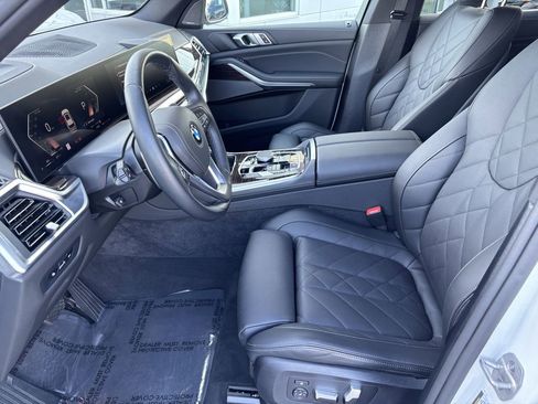Used 2026 BMW X5 xDrive40i AWD/4WD image 13