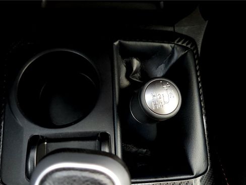 Certified 2024 Toyota 4Runner TRD Off-Road Premium image 45