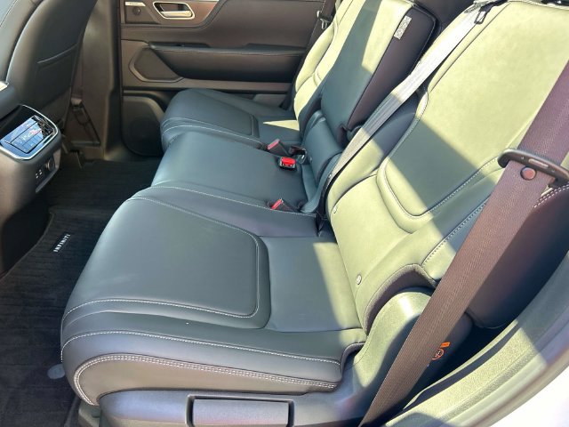 Certified 2026 INFINITI QX80 Pure w/ Cargo Package AWD/4WD image 20
