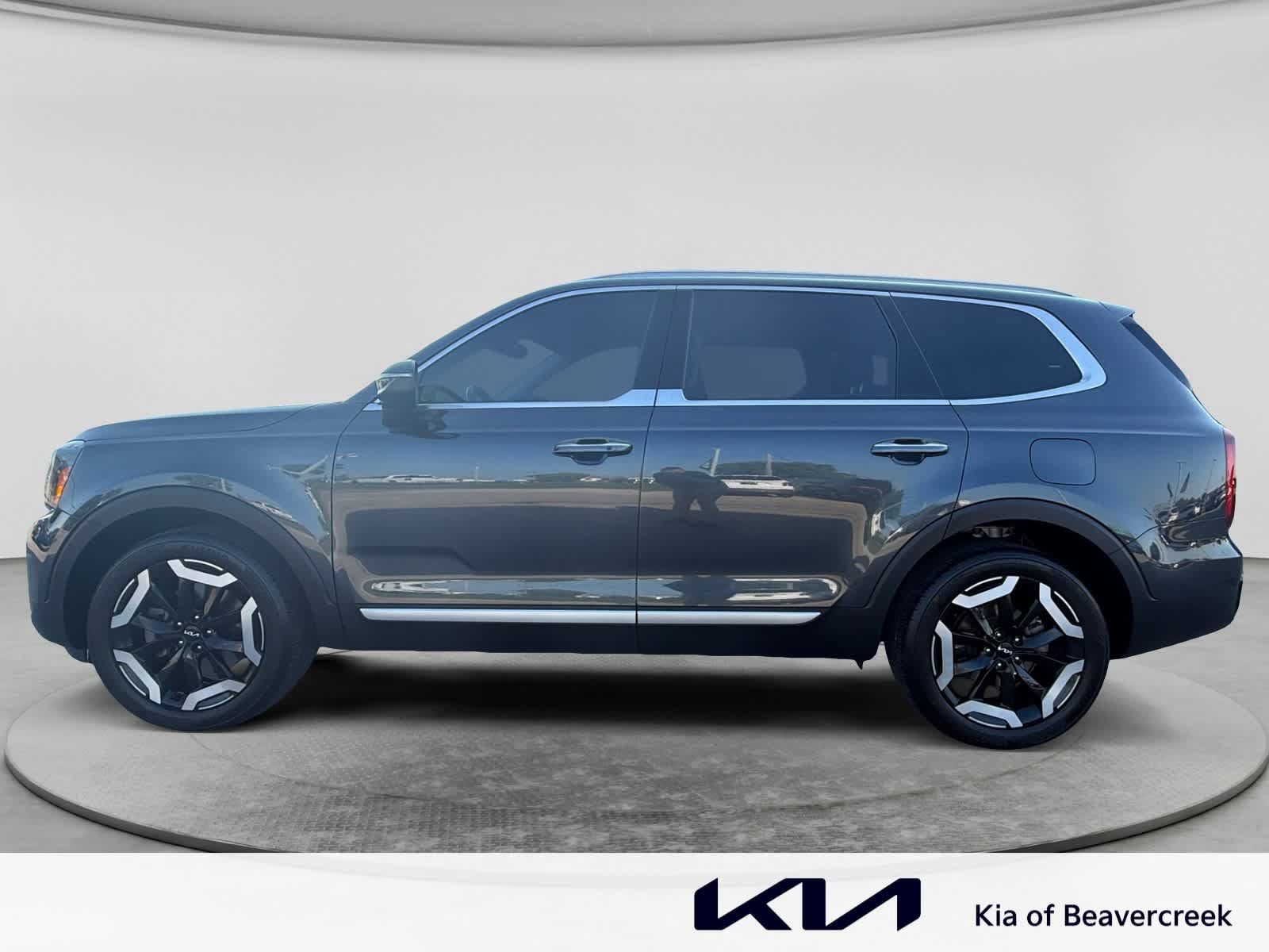 Certified 2024 Kia Telluride S w/ S Sunroof Package FWD image 8