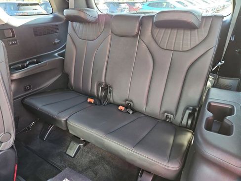 Used 2024 Hyundai Palisade Limited AWD/4WD image 27