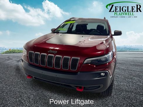 Used 2019 Jeep Cherokee Trailhawk w/ Comfort & Convenience Group AWD/4WD image 9