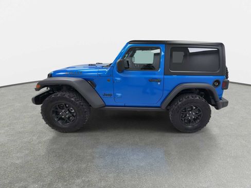Used 2025 Jeep Wrangler Willys image 5