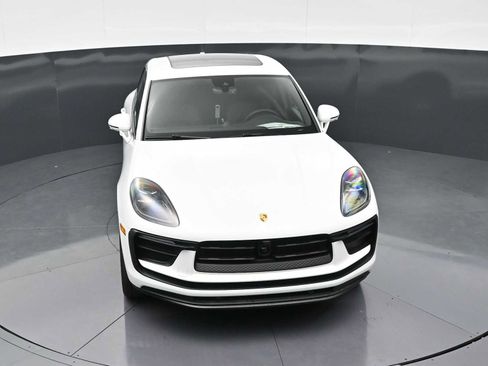 New 2026 Porsche Macan AWD/4WD image 35