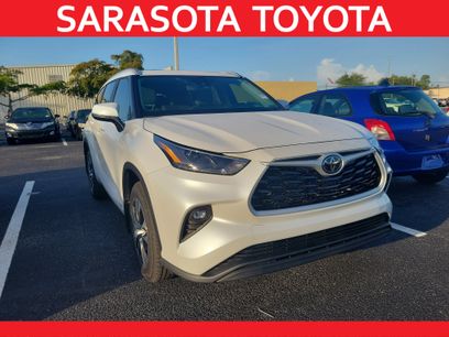 Used 2026 Toyota Highlander XLE