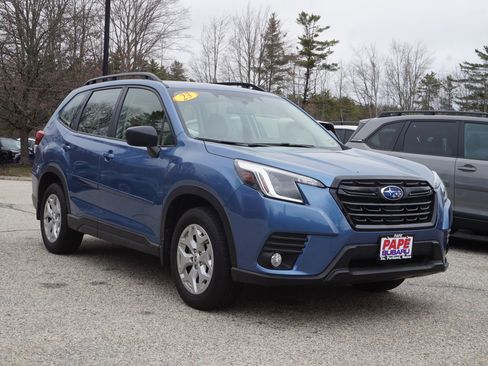 Used 2023 Subaru Forester image 3