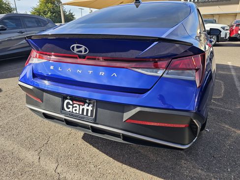 Certified 2025 Hyundai Elantra Sport image 3
