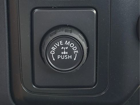 New 2025 Ford F350 XL w/ XL Chrome Package image 10