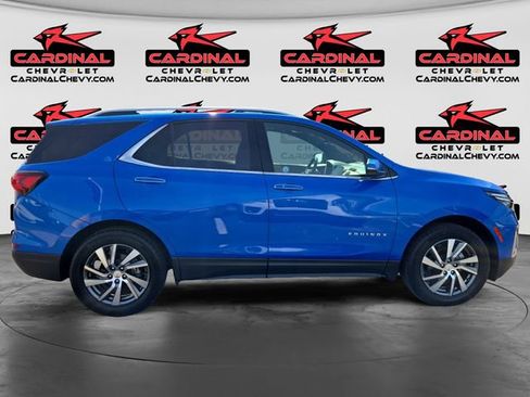 Used 2024 Chevrolet Equinox Premier AWD/4WD image 2