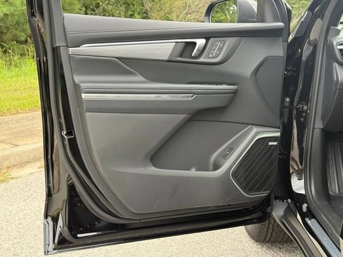 New 2027 Buick Enclave Preferred w/ Power Package FWD image 15